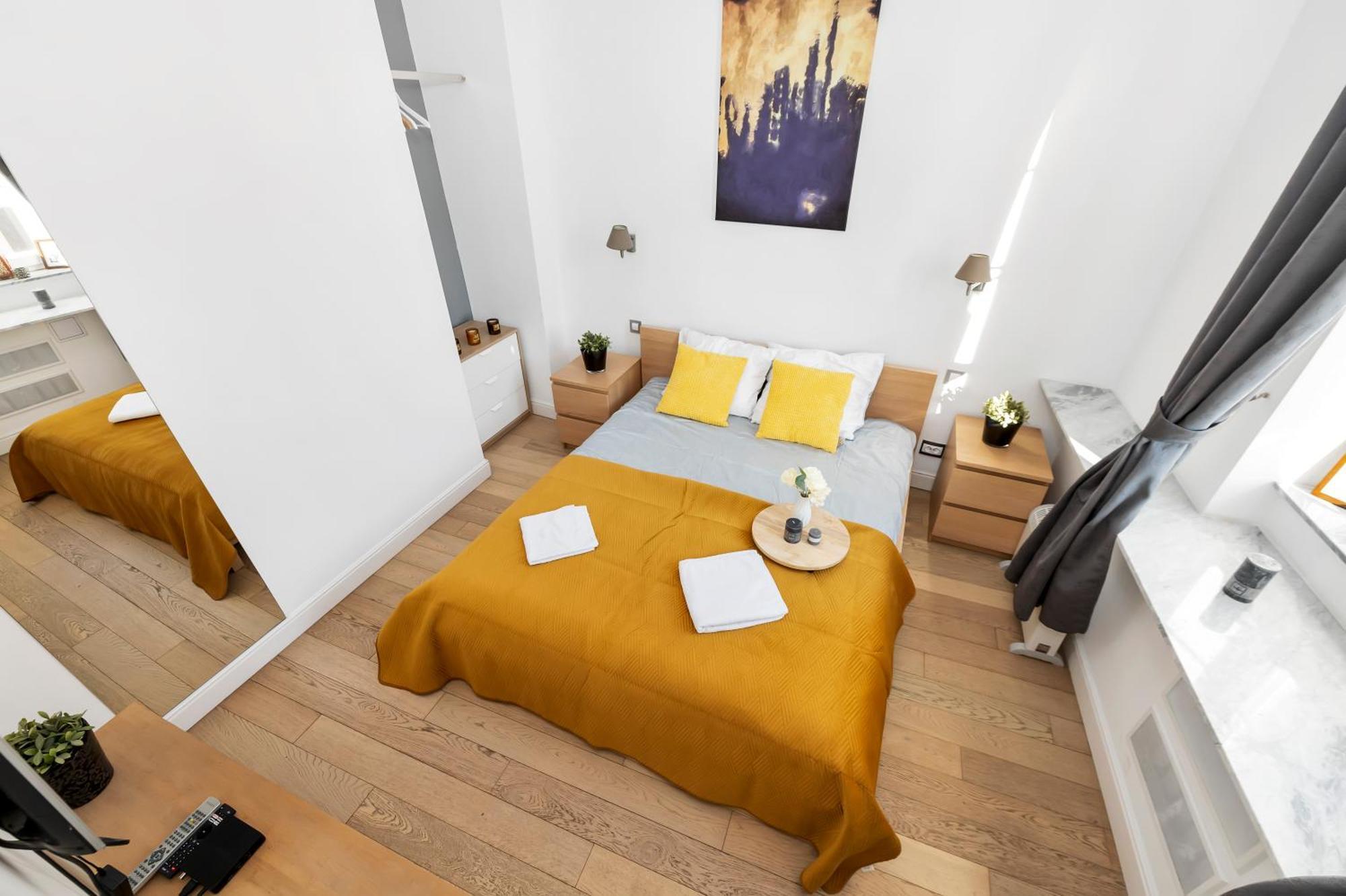 Amazing Apartment On Plac Zamkowy Warszawa Exteriör bild